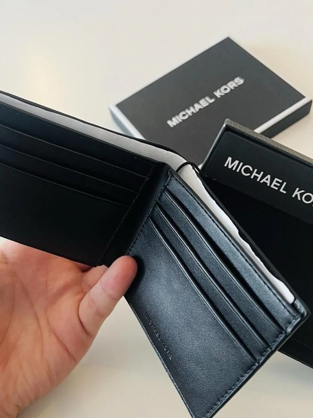 New in box Michael Kors slim Andy billfold wallet in black and blue monogram NEW - Picture 6 of 11